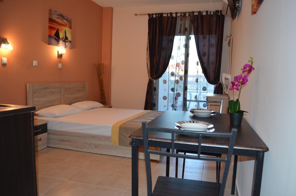 Thassos Grand Villas Apartments & Studios Limenaria  Zimmer foto